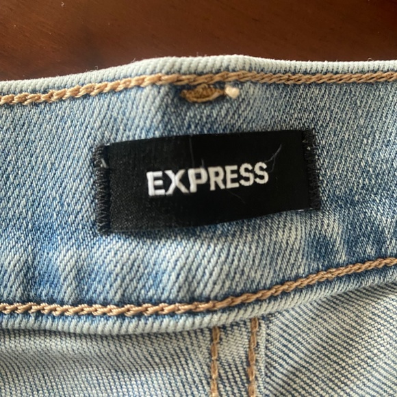 EXPRESS 70’s Mis Rise Distressed Flare Jeans - Picture 5 of 7